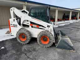 BOBCAT S740